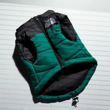 Lade das Bild in den Galerie-Viewer, Windproof and Waterproof Jacket
