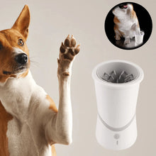 Lade das Bild in den Galerie-Viewer, Automatic Dog Paw Cleaner
